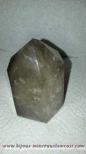 QUARTZ FUME OBELISQUE
