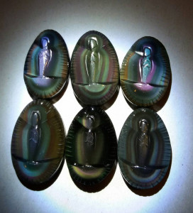 VIERGE OBSIDIENNE